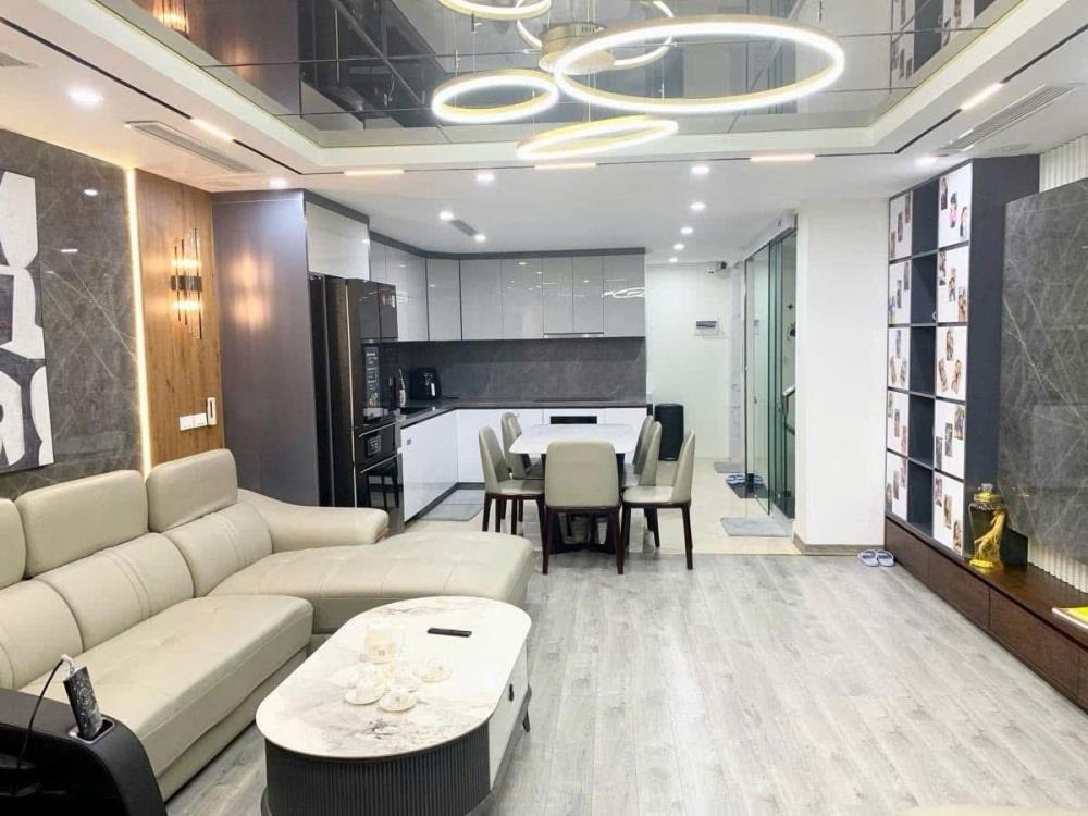 Mặt phố lõi Đống Đa 7 tầng thang máy full nội thất - Vị trí đắc địa gần Văn Miếu