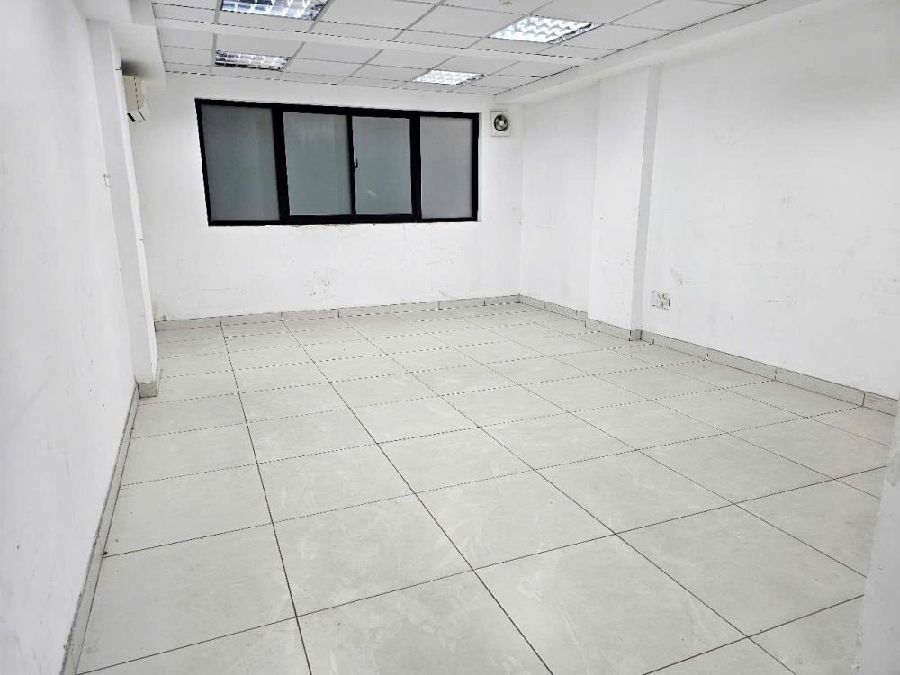 Văn phòng cho thuê mặt tiền Đào Duy Anh, Quận Phú Nhuận, TP.HCM