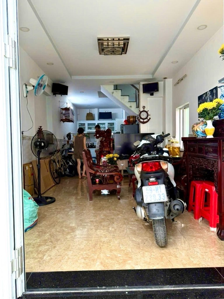 Bán nhà Tân Phú - HXH Tân Sơn - 4x16 - Dòng tiền 120 triệu/tháng - 4.78 tỷ