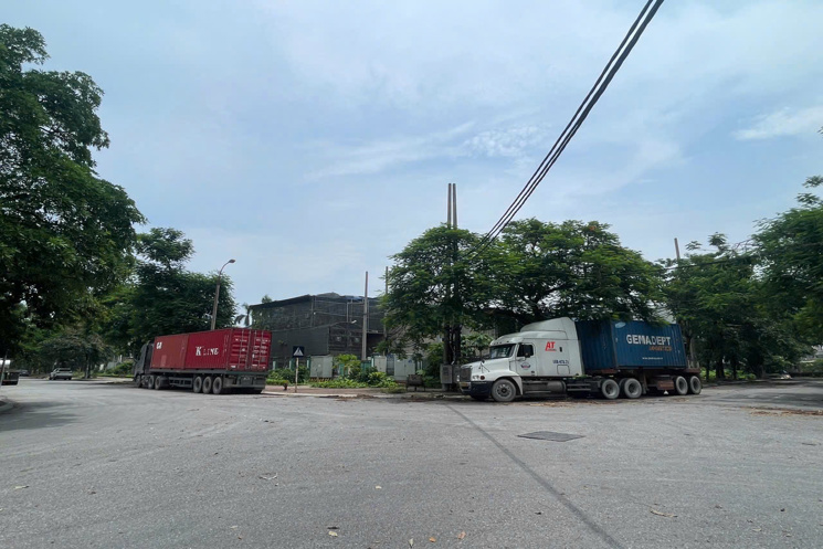 MẶT BẰNG ĐẸP-  GIÁ TỐT -CHÍNH CHỦ CẦN BÁN NHÀ XƯỞNG 2 MẶT TIỀN Tại KCN NGỌC HỒI, THANH TRÌ, HÀ NỘI