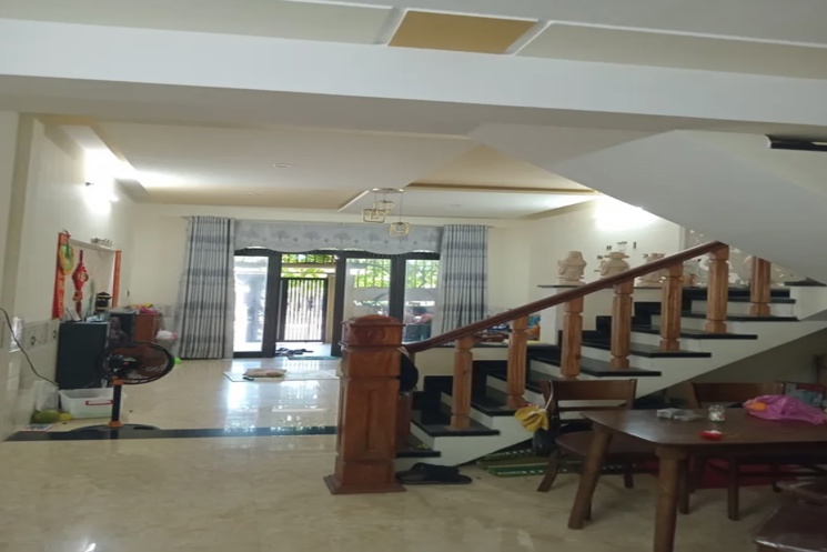Nhà 2 tầng mặt tiền Bình Kỳ . DT:115m , ngang 5m