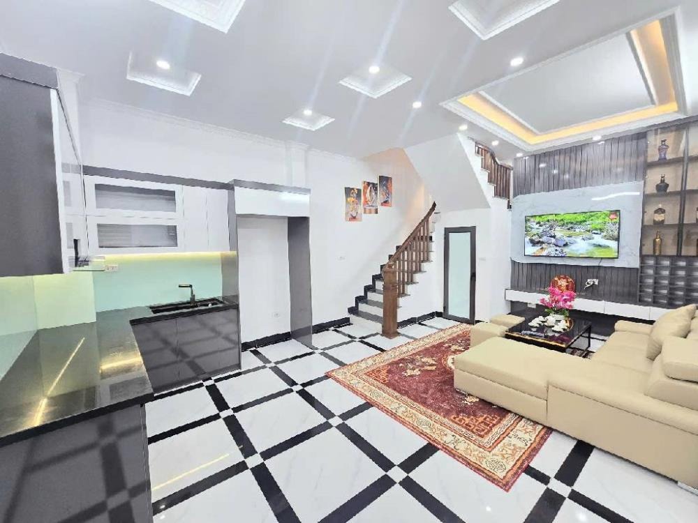 Bán nhà phố Kim Giang, Hà Nội - 6.86 tỷ, 31m2, 4 tầng