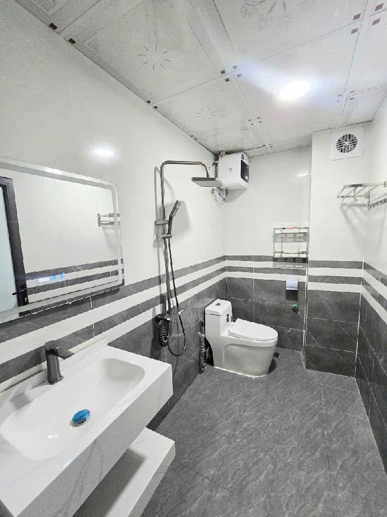 Bán nhà phố Kim Giang, Hà Nội - 6.86 tỷ, 31m2, 4 tầng
