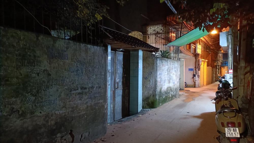 Bán Gấp Đất Quận Hai Bà Trưng: 9.9m x 19.5m, Ngõ Rộng, Tiềm Năng Cho Thuê