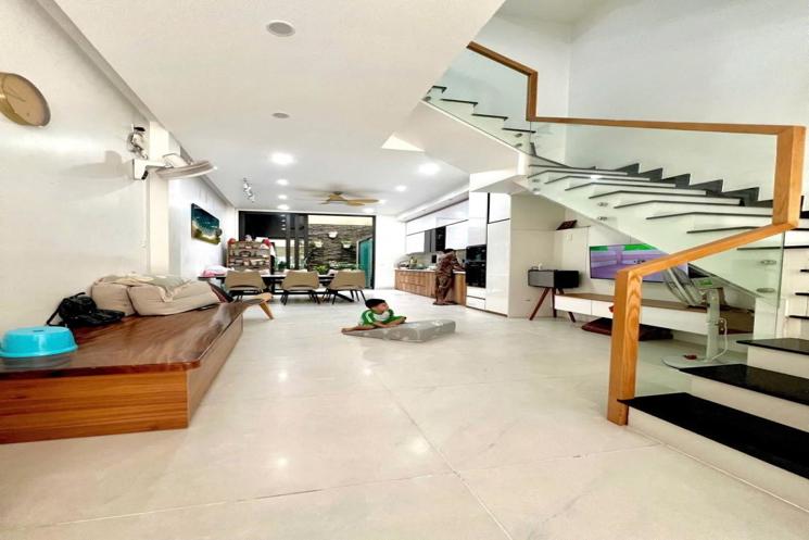 Bán Nhà - Tân Phú – 74m² - Mới Đẹp - Gần Aeon -  A4 - 4 T - 4PN - HXH - 9.x Tỷ