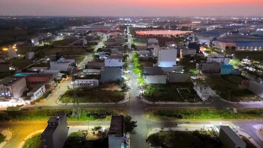 Bán nền đất 105m2 View Hồ Sinh Thái, Thổ Cư, Xây Dựng Tự Do - Giá Tốt