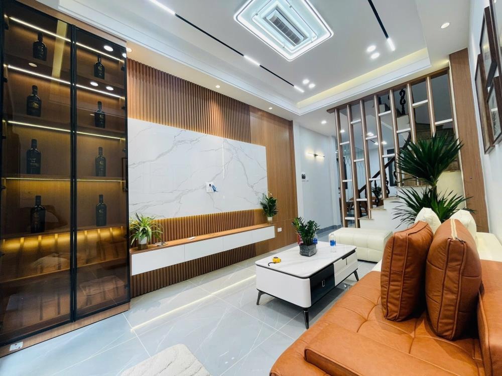 Ngô Quyền Hà Đông: Biệt thự 47m² 5 tầng, Thang Máy, Oto Đỗ Cửa, Giá 11.9 tỷ