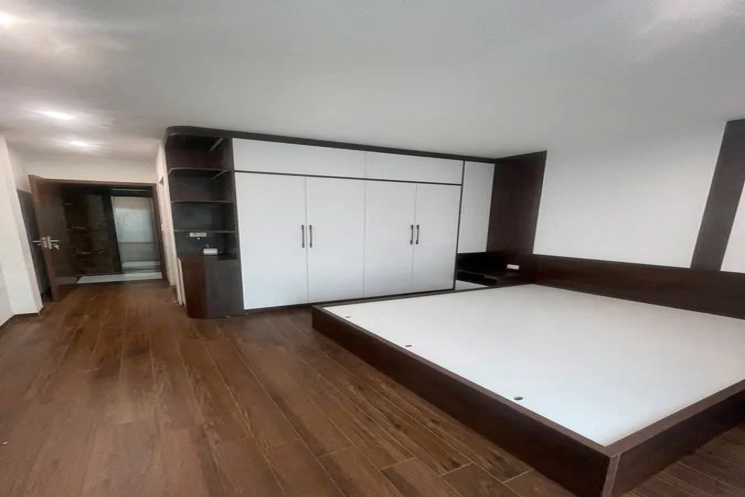 NHÀ ĐẸP Ô TÔ VÀO NHÀ  Phúc Lợi 37 m2 X 6 tầng mặt tiền 4m, 8.6 tỷ Long Biên