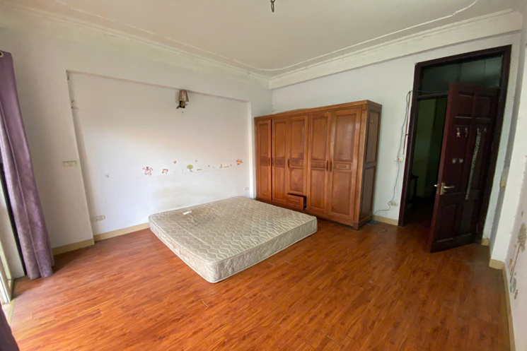 Bán nhà dân phố Triều Khúc, HN. DT 62m2, 4 tầng, giá 13.3 tỷ. LH: 0568433999
