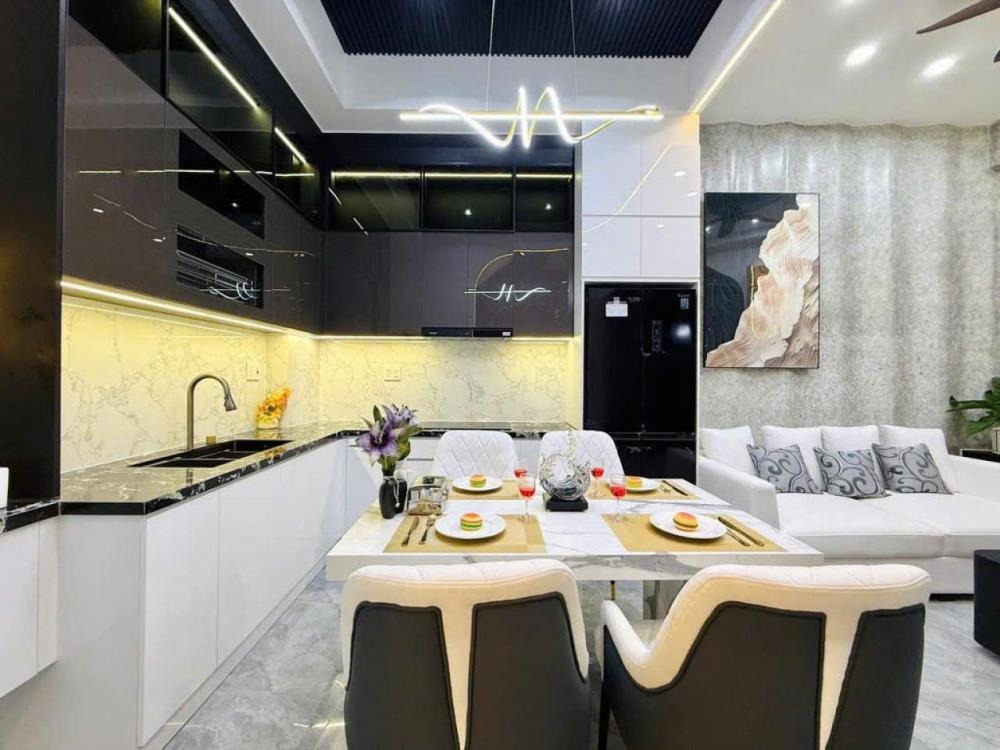 Giảm 200tr: Nhà Mới 3 Tầng, HXT 31m2, Lô Góc Thống Nhất