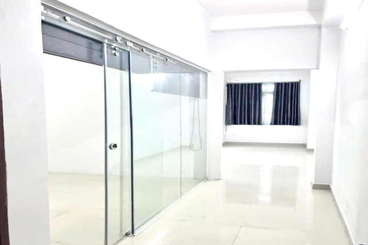 23 Triệu: Thuê nguyên căn 5 tầng 4 phòng ngủ- Hẻm xe tải thông khu Bắc Hải Quận 10. VŨ 0933910039