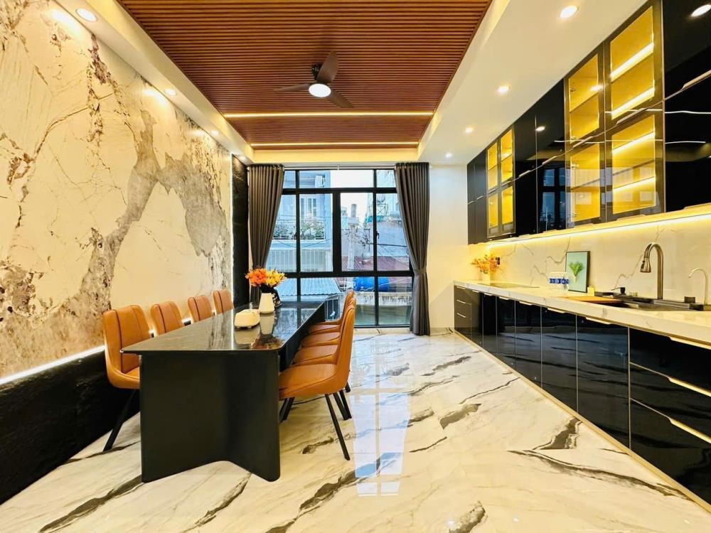Bán Gấp Nhà Đẹp, Vị Trí Đắc Địa Quận Gò Vấp - Giá 3.4 Tỷ TL