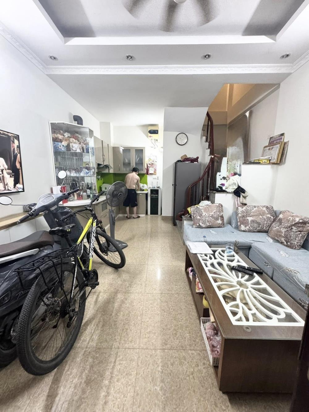 Nhà 5 Tầng Trần Duy Hưng - Ngõ Thông - Kinh Doanh - 8.6 Tỷ