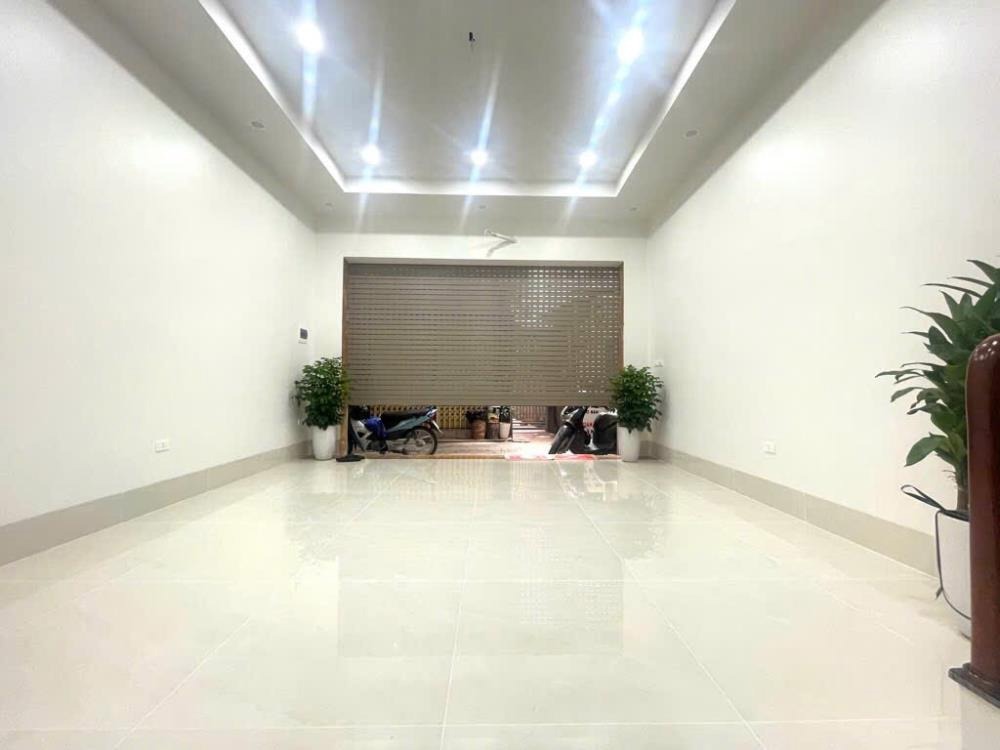 Siêu phẩm Đống Đa: 6 Tầng, Thang Máy, Mặt Tiền 5m, Kinh Doanh Đỉnh Cao