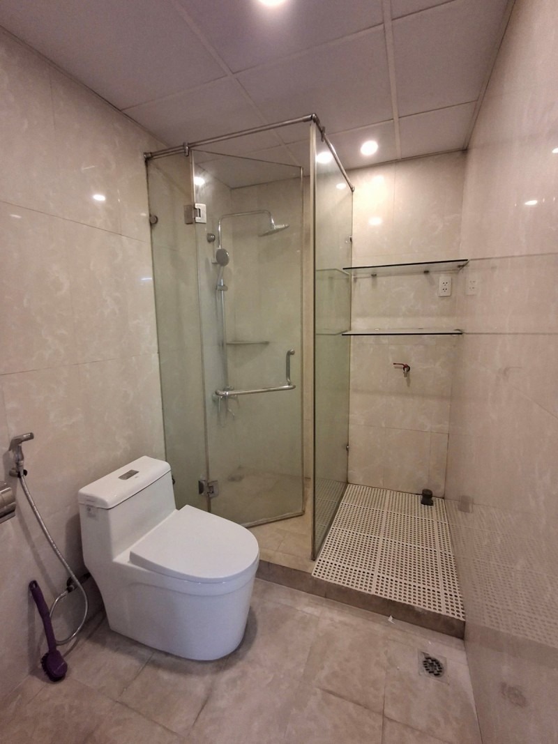 Bán căn hộ 3 ngủ chung cư CT10 Việt Hưng, Nguyễn Cao Luyện, Long Biên - 4.6 tỷ