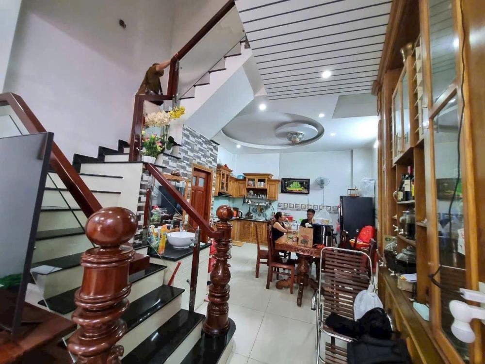 Bán nhà Võ Văn Tần, Quận 3 - 60m2, 3PN, Giá 3.65 Tỷ