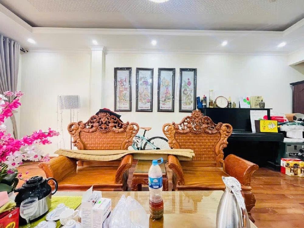 Bán nhà Nguyễn Thị Định, Trung Hòa, Cầu Giấy - 69m2, 37 tỷ - Vị trí đẹp, Kinh doanh