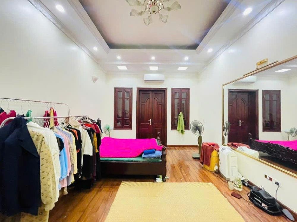 Bán nhà Nguyễn Thị Định, Trung Hòa, Cầu Giấy - 69m2, 37 tỷ - Vị trí đẹp, Kinh doanh