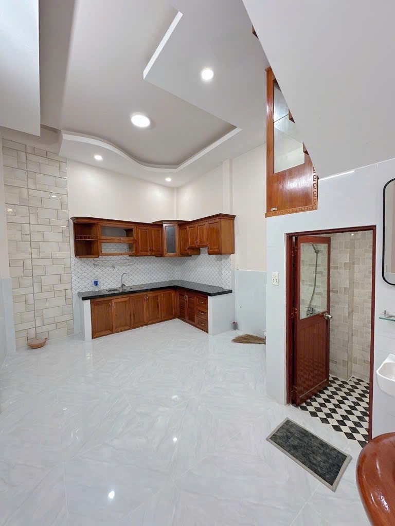 Nhà 2 Tầng Đúc Kiên Cố, Gần Mặt Tiền, Hẻm Xe Tải 6m - Gò Xoài - Giá 5.1 Tỷ