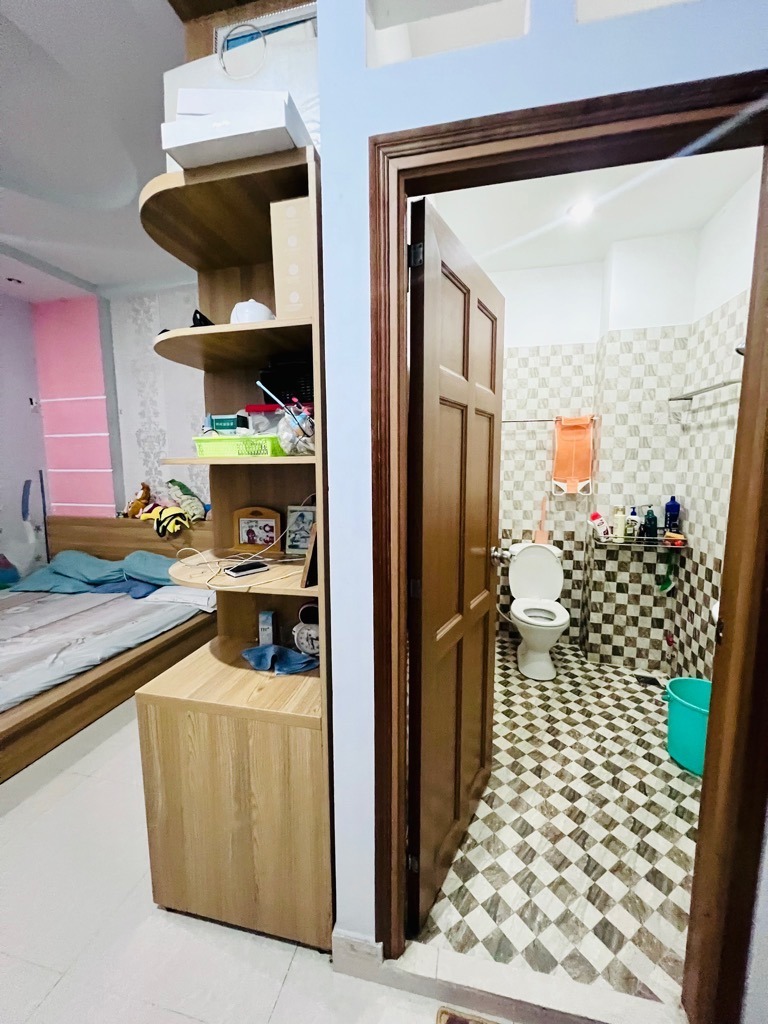 Bán nhà 4 tầng, 68m2, Lê Văn Sỹ - Vị trí đẹp, giá 8.3 tỷ