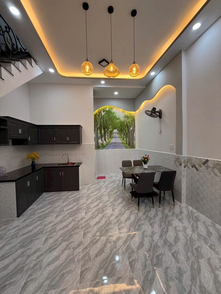 Bán nhà Tân Phú - 53m2, 2 tầng, xe hơi vào được - Giá 7.15 tỷ