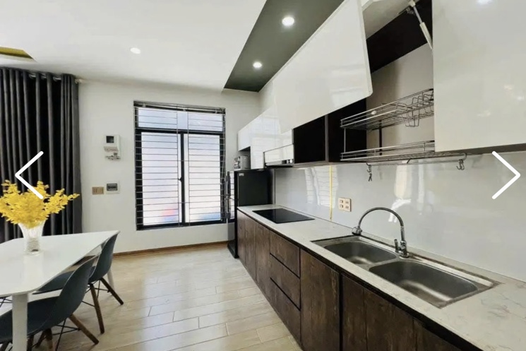 Nhà 3 tầng kiệt oto đỗ Trước Nhà Ông Ích Khiêm