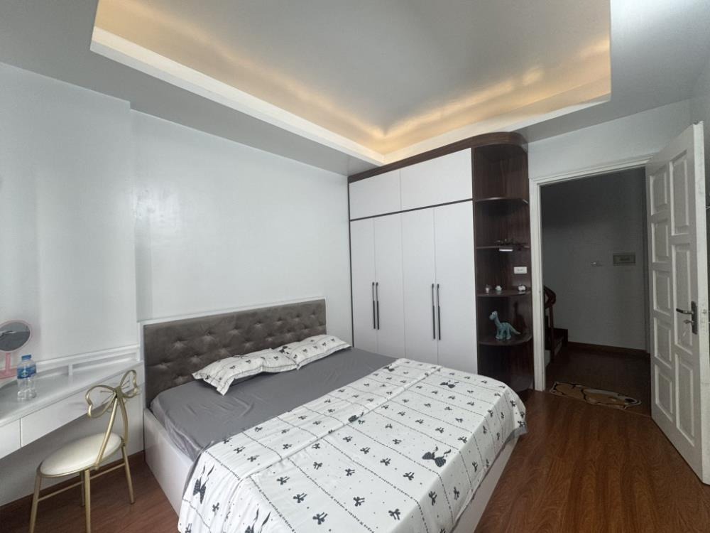 Nhà Đẹp Xã Đàn - 46m2, 6 Tầng Thang Máy, Giá 10.x Tỷ - Vị Trí Đắc Địa