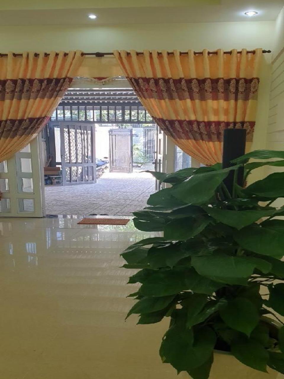 Nhà Nguyễn Thị Thành HM, 169m2, Giá 4.9 tỷ - Vị trí đẹp, SHR