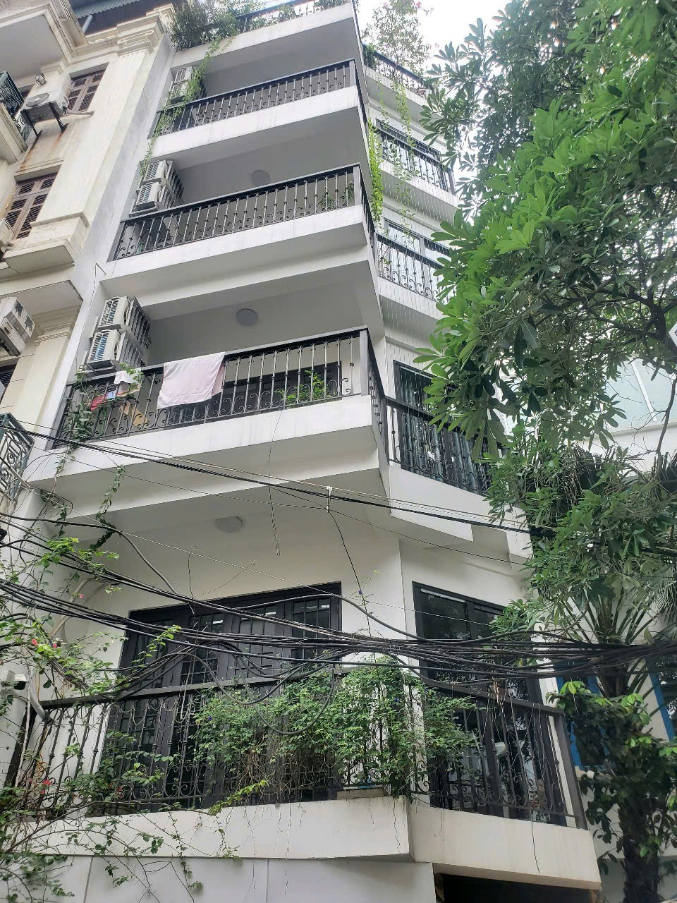 Bán nhà Lâm Hạ, Bồ Đề 6 tầng, 90m², MT 5.7m, Oto Tránh - 32 tỷ