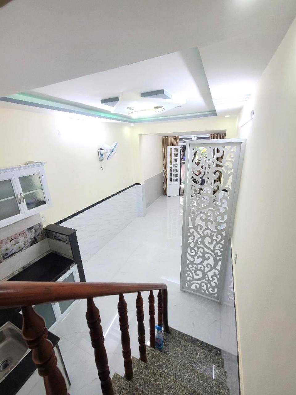 Nhà 3 Tầng Hiệp Thành Quận 12: 32m2, Giá 1.x Tỷ - Vị Trí Đắc Địa
