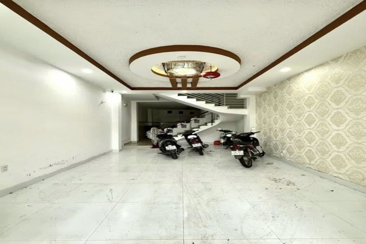Nhà 4 tầng kiệt 3m Nguyễn Du . Dòng tiền 18tr/tháng