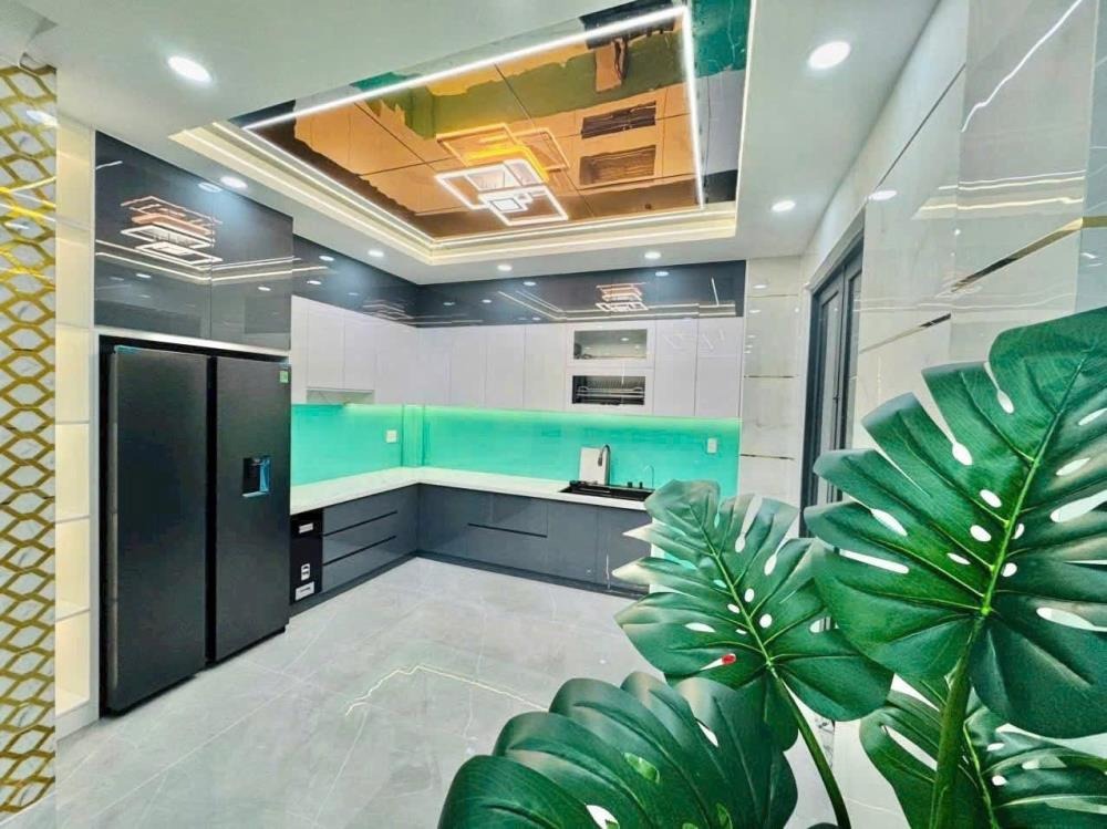 Bán nhà góc 5 tầng, 55m² Bình Tân - Vị trí đẹp, tiện kinh doanh