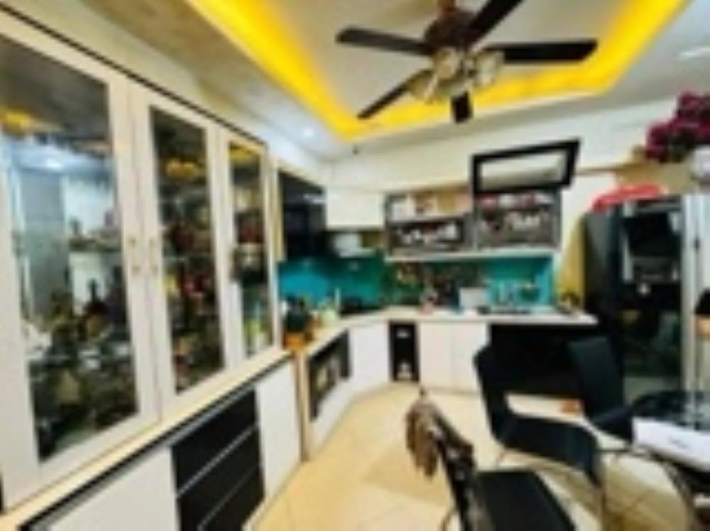 Bán nhà Trường Chinh - 5 Tầng, 50m ra Ôtô - Giá 14.3 tỷ Full Nội Thất