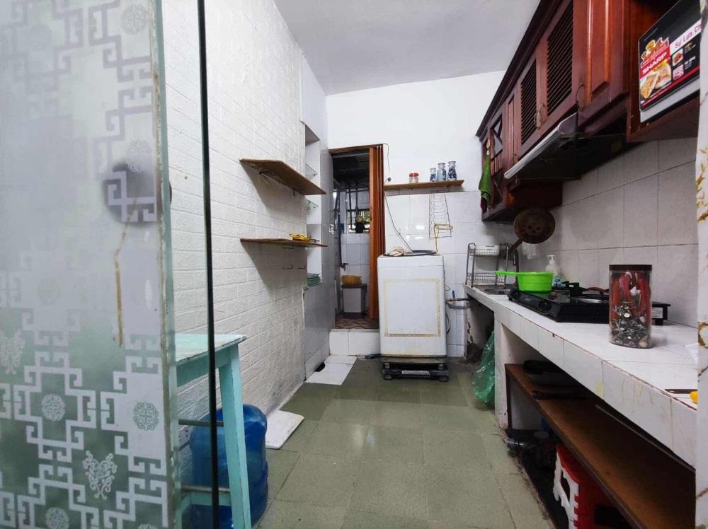 Cho Thuê Căn Hộ Tập Thể Phố Ngọc Hà, Ba Đình - Ô Tô Đỗ Cầu Thang, Giá 7 Triệu