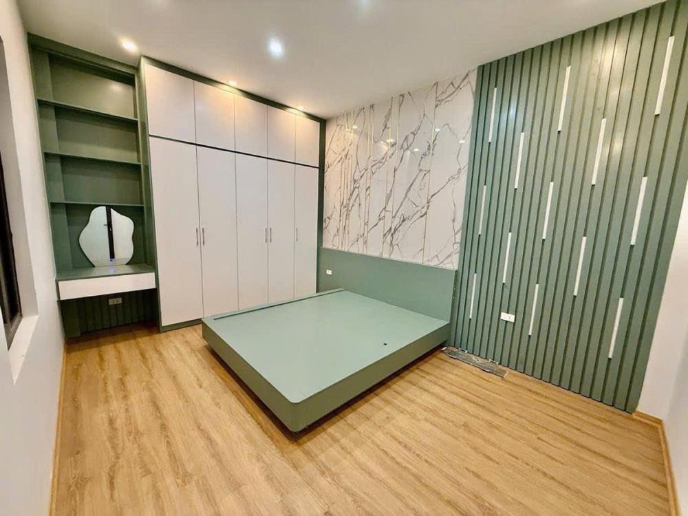 Bùi Xương Trạch TX - Siêu phẩm nhà 5 tầng, giá 6 tỷ, ngõ ô tô, gần Ngã Tư Sở