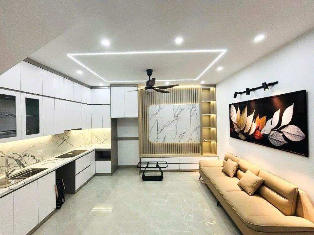 Bùi Xương Trạch TX - Siêu phẩm nhà 5 tầng, giá 6 tỷ, ngõ ô tô, gần Ngã Tư Sở