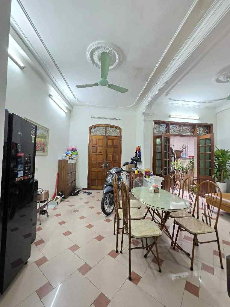 Nhà Phố Minh Khai 75m2, 4 Tầng, Vị Trí Đẹp - Giá 12 Tỷ