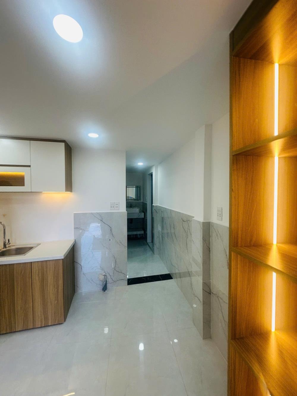 Nhà Giáp Lê Trọng Tấn, 36m2, 3.5 tỷ - Hẻm Ôtô, 3PN, SHR