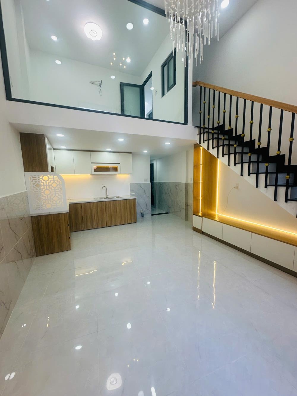 Nhà Giáp Lê Trọng Tấn, 36m2, 3.5 tỷ - Hẻm Ôtô, 3PN, SHR