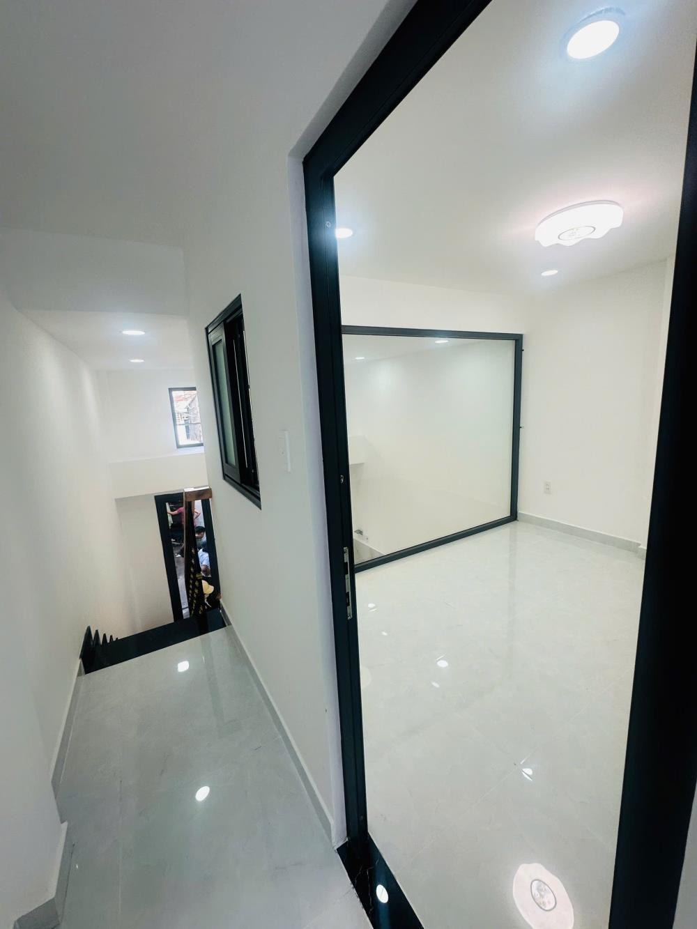 Nhà Giáp Lê Trọng Tấn, 36m2, 3.5 tỷ - Hẻm Ôtô, 3PN, SHR