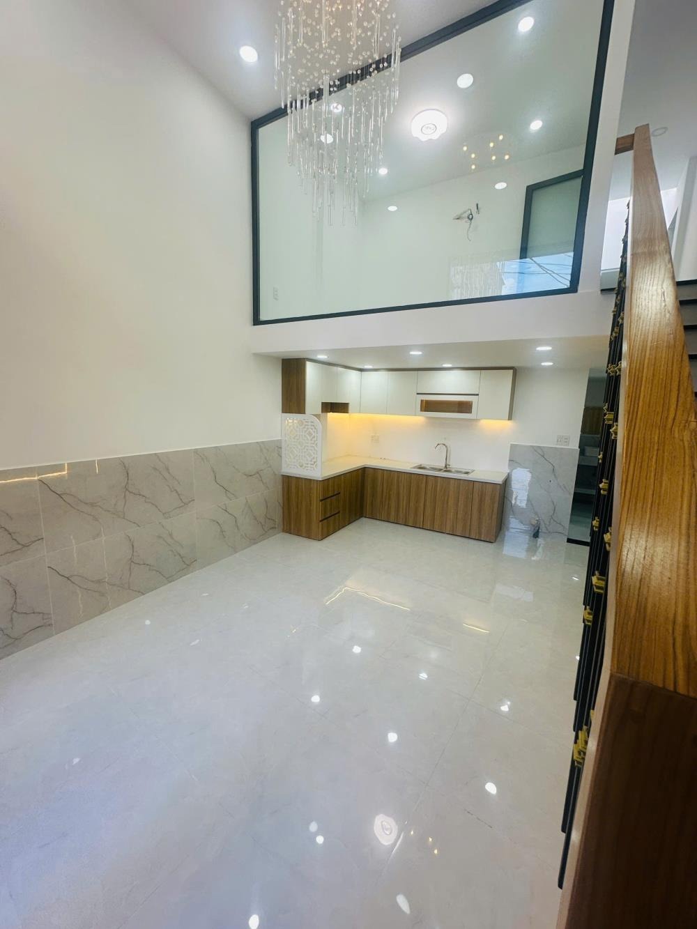 Nhà Giáp Lê Trọng Tấn, 36m2, 3.5 tỷ - Hẻm Ôtô, 3PN, SHR
