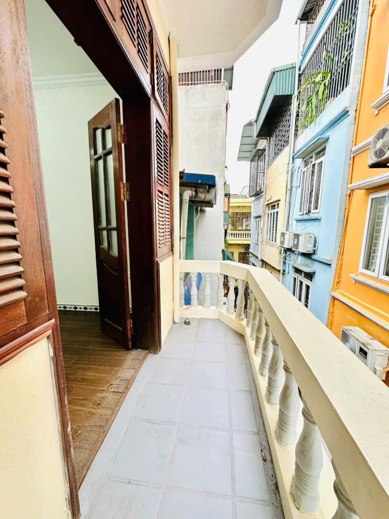 Bán Nhà Đẹp Ba Đình - 41m² - 9.3 Tỷ - Ô Tô Đỗ Cửa - Kinh Doanh