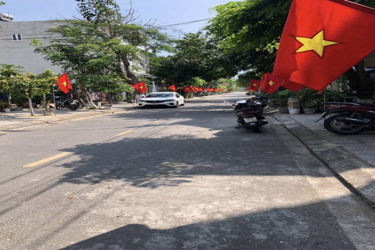 Lô đất mặt tiền Hồ Sỹ Phấn . DT:100m , ngang 5m