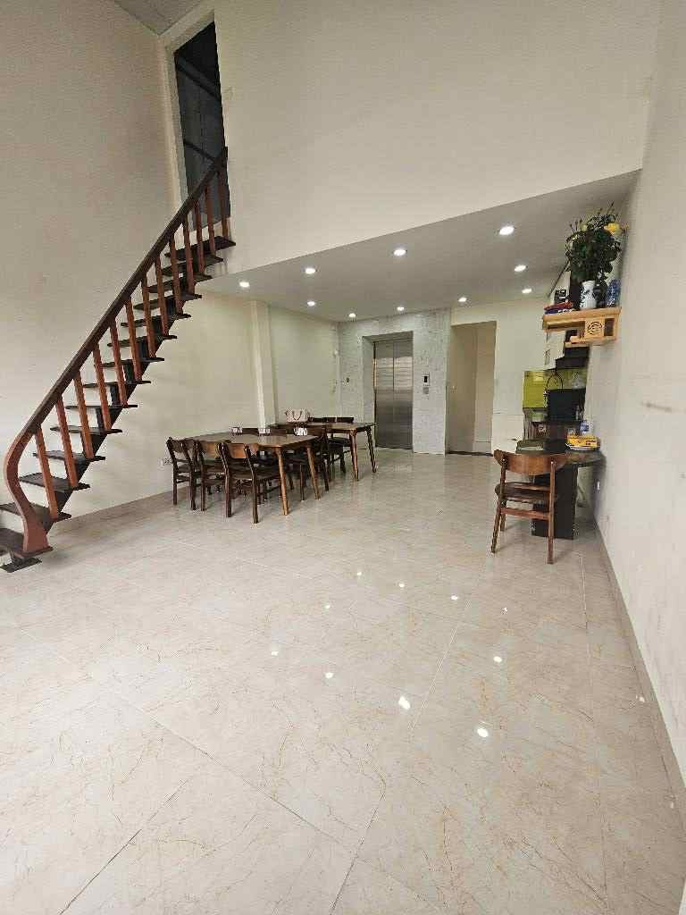 Nhà Trương Định 72m2, Thang Máy, Giá 12 tỷ