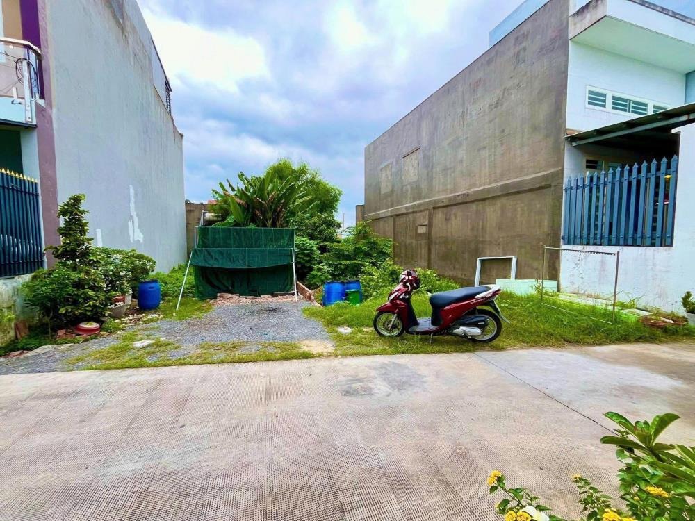 Bán Gấp Lô Đất 240m2 Ngay Chợ Hoa Viên - Giá 580tr - Vị Trí Đắc Địa