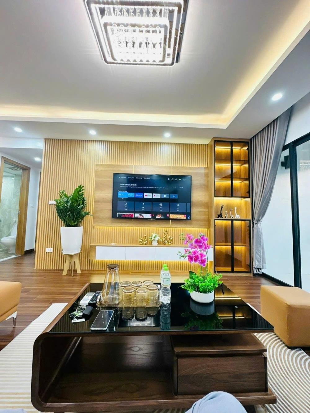 Bán căn hộ Chelsea Park Trung Kính: 100m2, 2PN, 9.8 tỷ