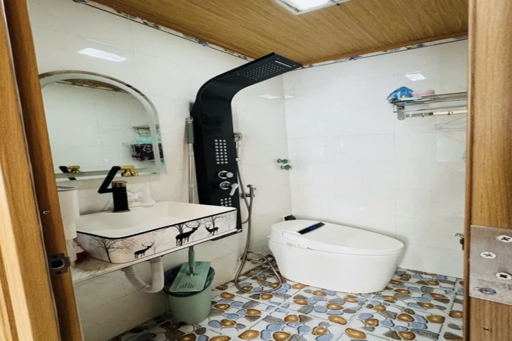 Nhà 4 tầng kiệt 3m Lê Đình Thám . Nhà full nội thất