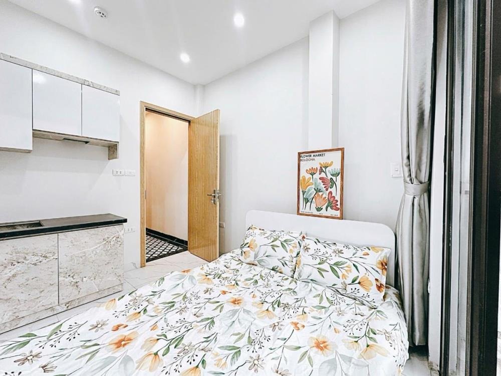 Bán Toà Căn Hộ Dịch Vụ Cầu Giấy - 11 Phòng - 55tr/th - Pháp Lý Rõ