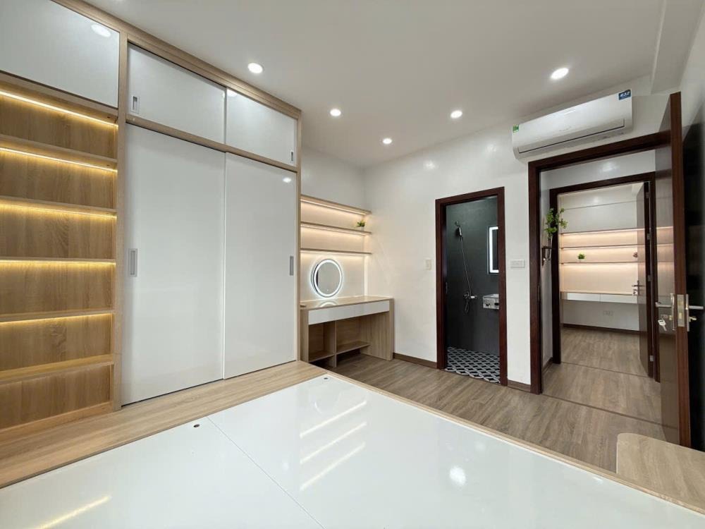 Chính Chủ Bán Căn Hộ 3PN Linh Đàm - Nội Thất Full, Giá Tốt
