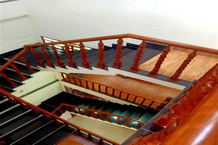 639m2, đường MỸ KHUÊ 7, cách biển MỸ KHUÊ vài bước chân. NGANG 20m2, thích hợp lm khách sạn…